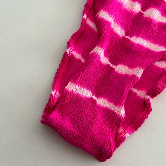 Bound by Bond Eye One Piece - Picture 4 of 7